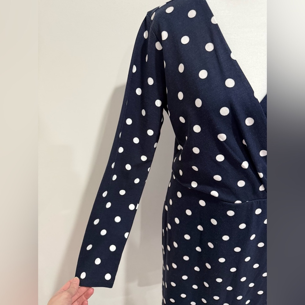 LOFT Navy Polka Dot Faux Wrap dress size 8 - Picture 3 of 9